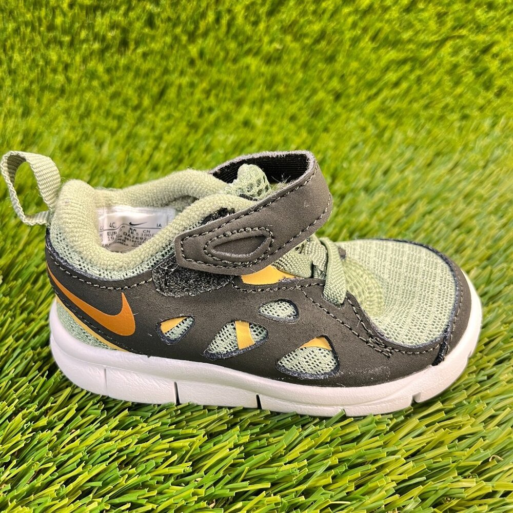 Nike Free Run 2 Toddler Size 4C Green‎ Black Athletic Running Shoes Sneakers